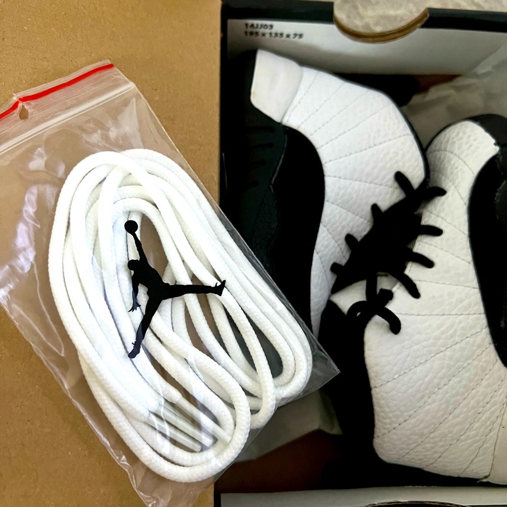 Jordan 12 Retro